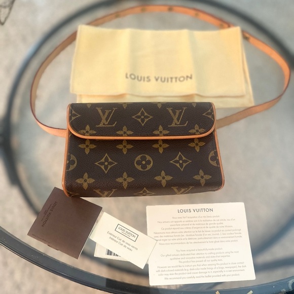 Authentic Louis Vuitton Florentine Pochette Belt Bag – Monogram Canvas - Picture 7 of 15
